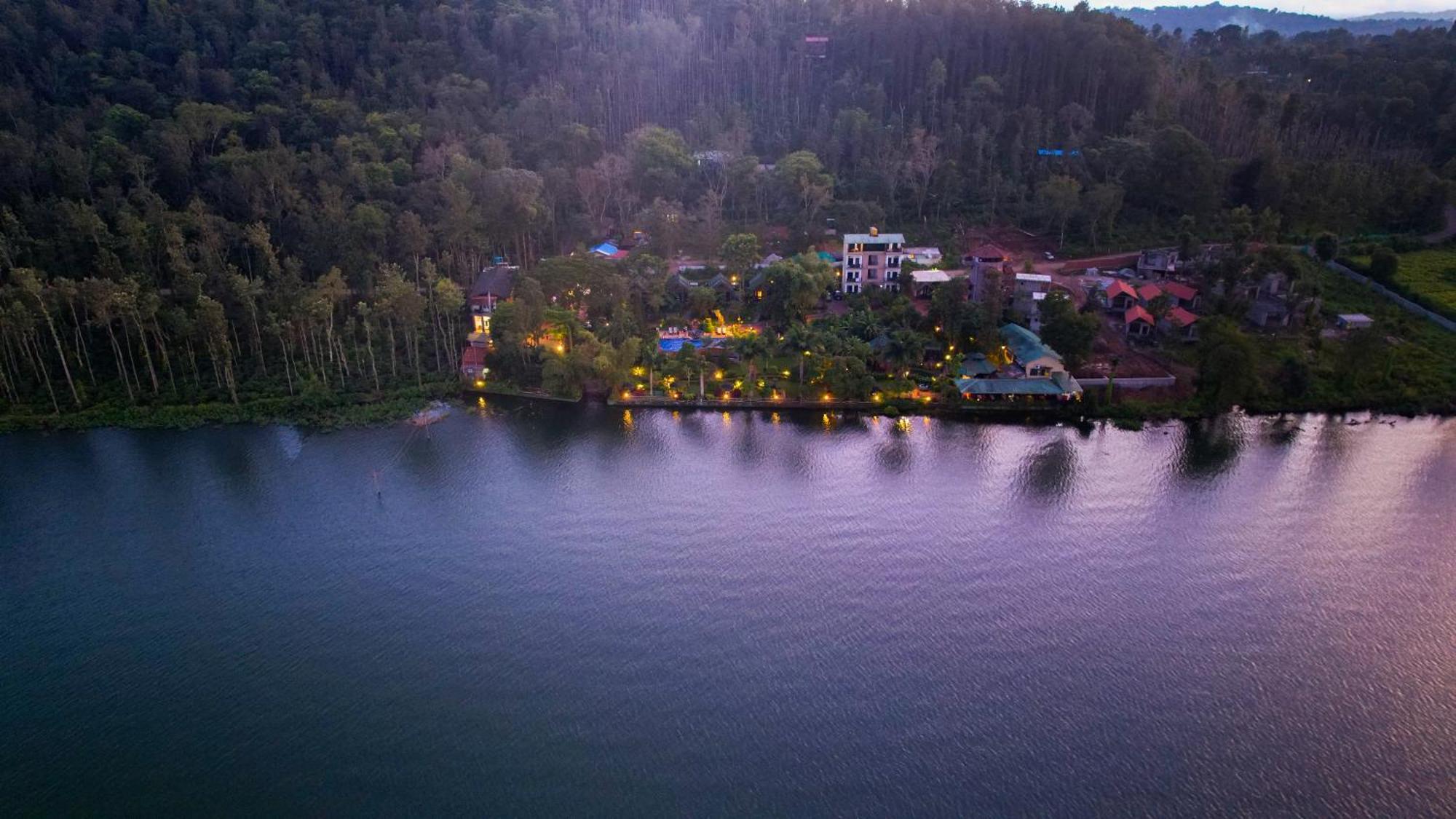 Coorg Jungle Camp Backwater Resort Suntikoppa 外观 照片