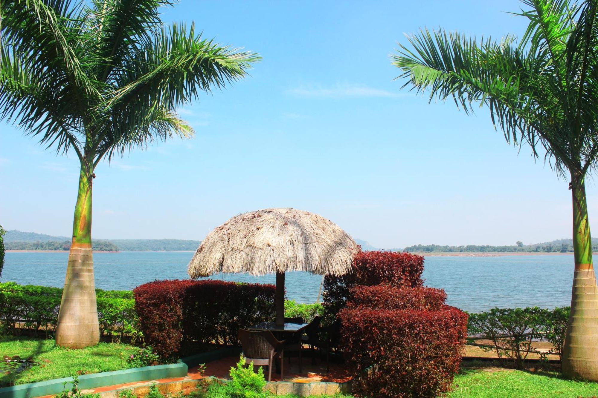 Coorg Jungle Camp Backwater Resort Suntikoppa 外观 照片